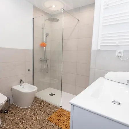 Diana Iii Apartment
